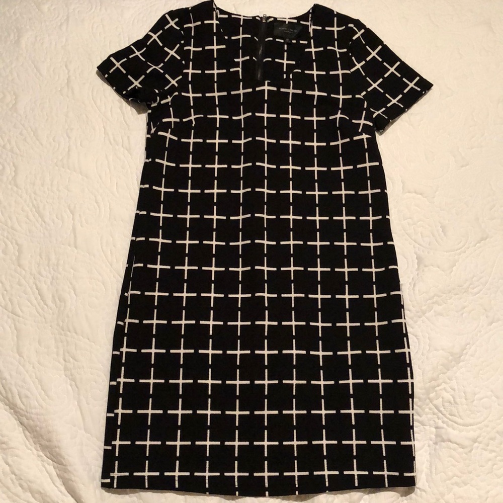 Romeo & Juliet Couture Black and White Cross Dress